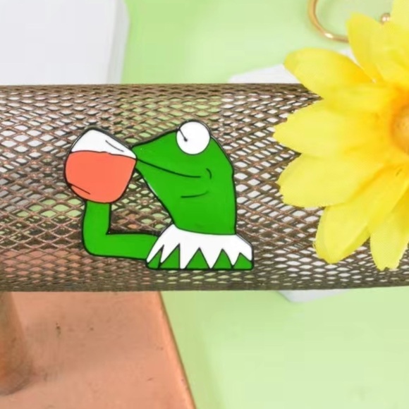 3/$25 Funny Sarcastic Frog Pin Broach Unisex - Picture 1 of 7